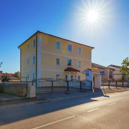 Luxurious In Kvarner By Sea Crikvenica