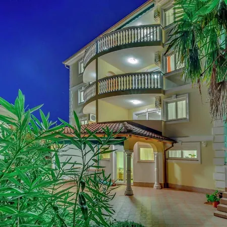 Apartment Luxurious In Kvarner By Sea *